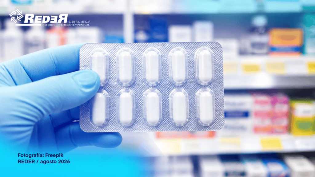 Comparación visual entre medicamento genérico y de patente mostrando la misma calidad a menor precio